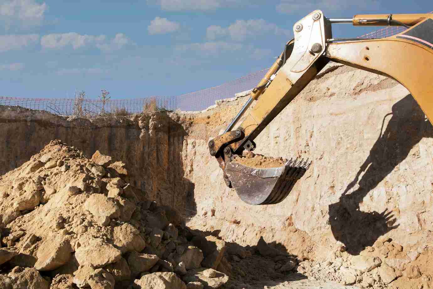 هدف از گودبرداری ساختمان