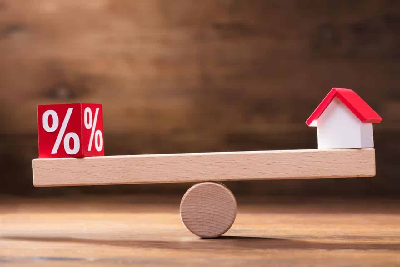 نرخ سود بانکی و نرخ اجارۀ خانه چه نسبتی با یکدیگر دارند؟